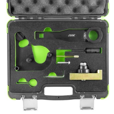 Conjunto de ferramentas organizadas em caixa de plástico preto e verde