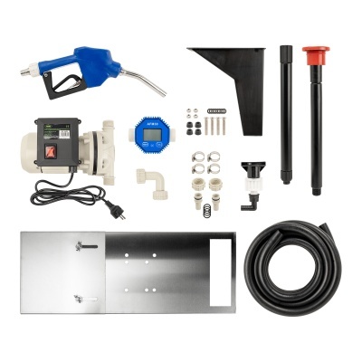 Kit de bomba de combustível com componentes diversos incluindo pistola azul, bomba elétrica, visor digital, tubos, conexões e mangueira preta.