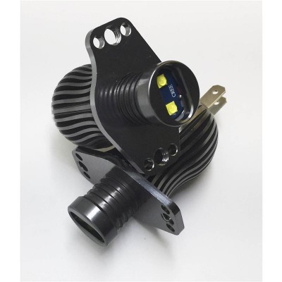 Componente automóvel preto com superfície nervurada e texto 'CHECK'