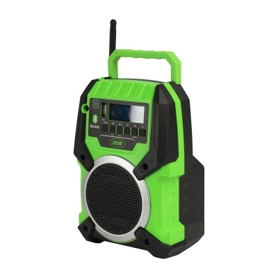 Rádio portátil verde e preto com antena e altifalante