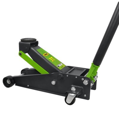 Macaco hidráulico preto e verde com capacidade de 3 toneladas e rodas para movimentação.