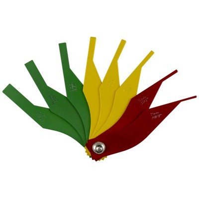 Conjunto de lâminas coloridas verde, amarelo e vermelho unidas em leque