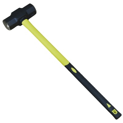 Martelo grande com cabo amarelo e pega preta