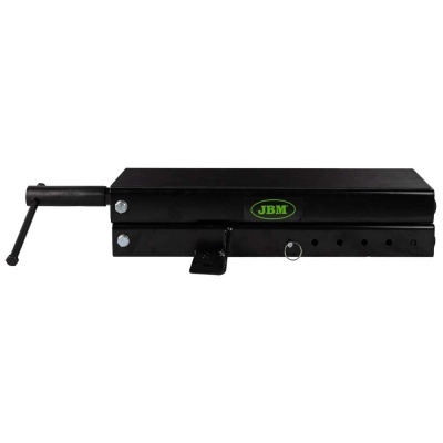 Dispositivo preto de metal com pegador e etiqueta JBM