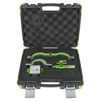 Estojo rígido preto e verde aberto com ferramentas organizadas em espuma preta