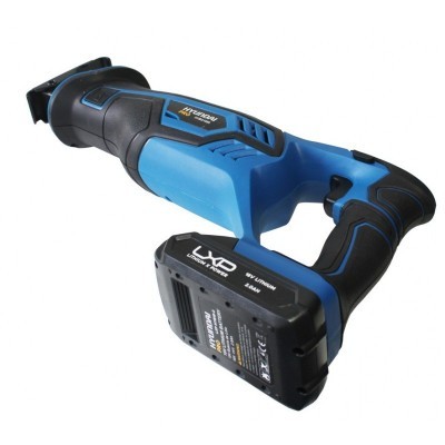 Serra tico-tico Makita azul e preta com bateria LXT 18V