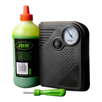 Compressor portátil preto com manómetro, garrafa verde JBM e parafuso verde
