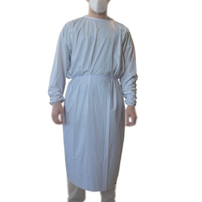 Pessoa com bata médica branca e máscara