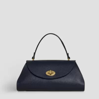 Mala de senhora tipo carteira preta em pele com fecho dourado