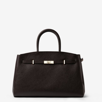 Mala de mão preta em pele com fivela dourada