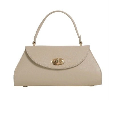 Mala de mão bege em pele com fecho dourado.