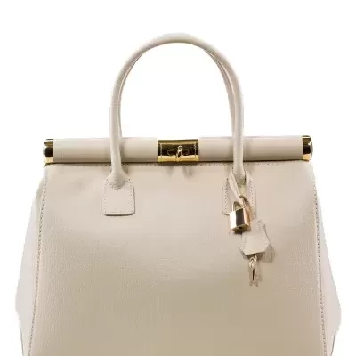 Mala de mão beige em pele com fecho dourado e cadeado