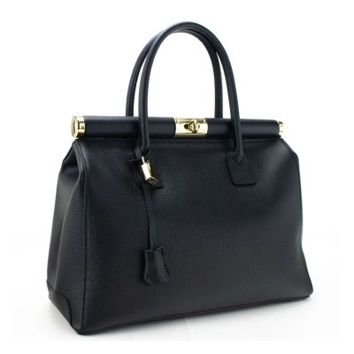 Mala preta de pele com alças e fecho dourado