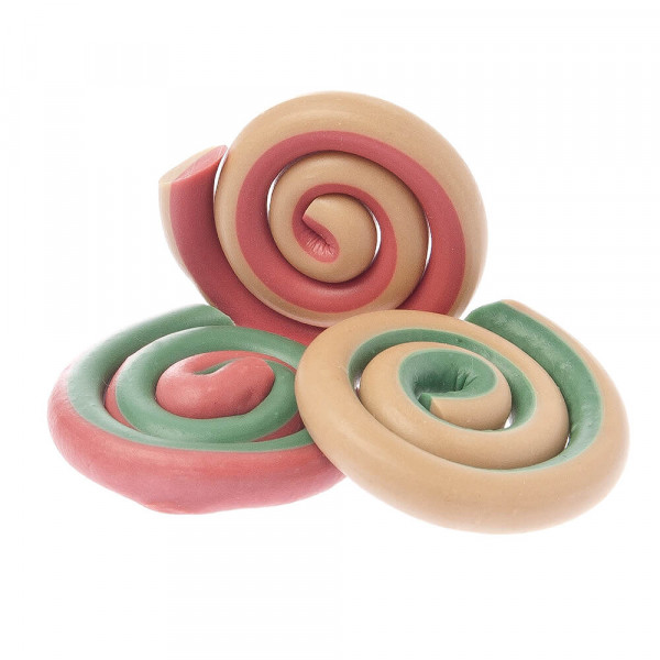 Brinquedos espirais coloridos em bege, verde e rosa