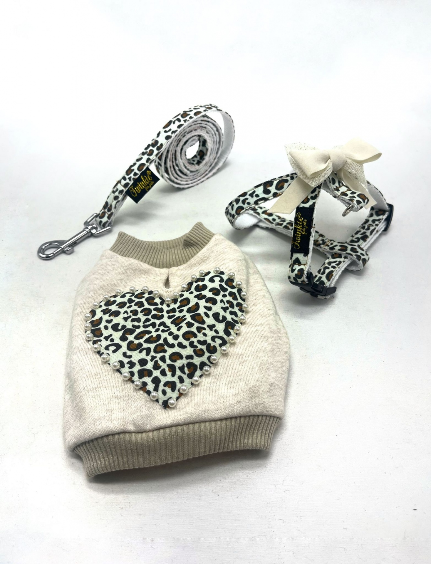 Conjunto de roupa, trela e peitoral para animal de estimação com padrão leopardo