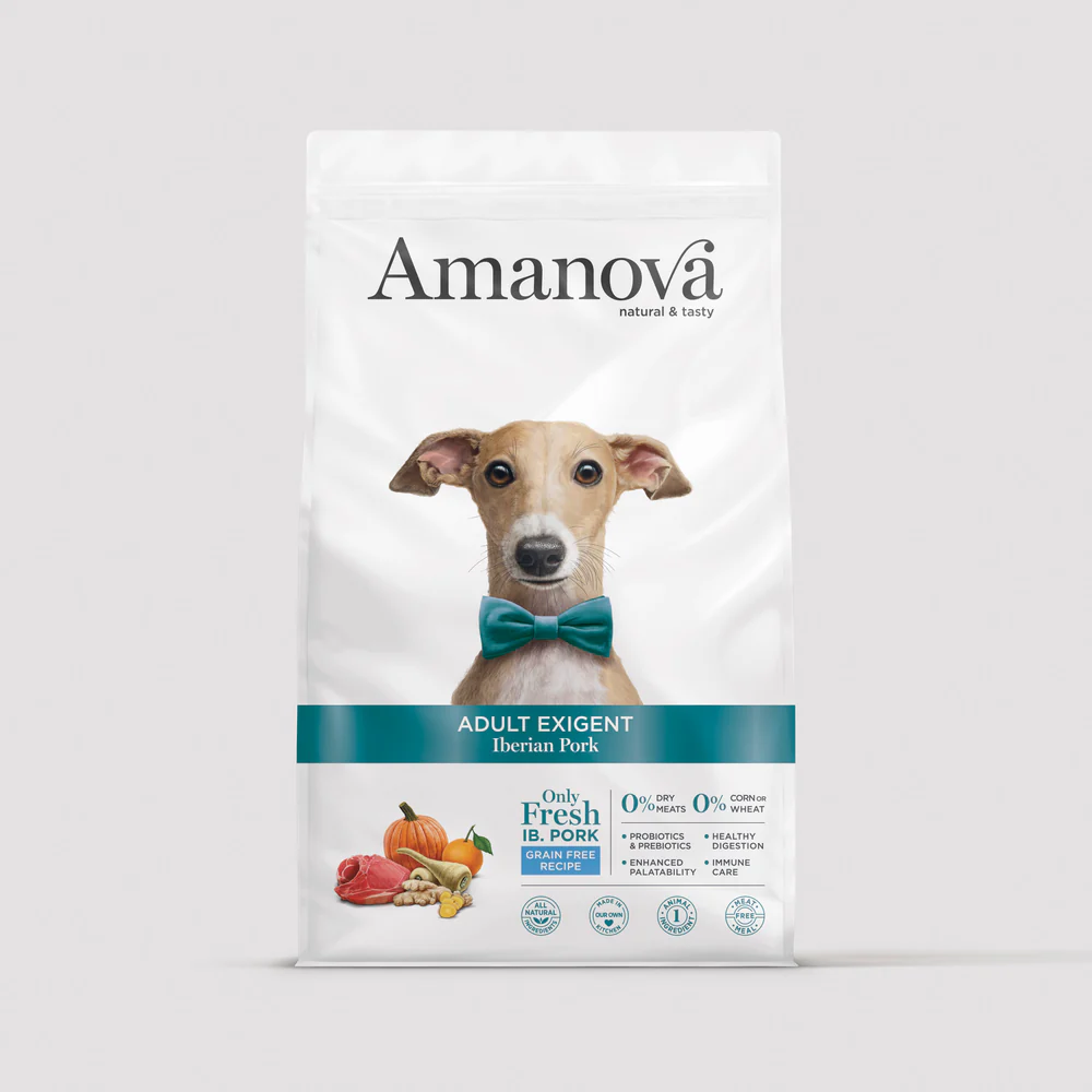 Saco branco de ração para cães Amanova com cão e texto