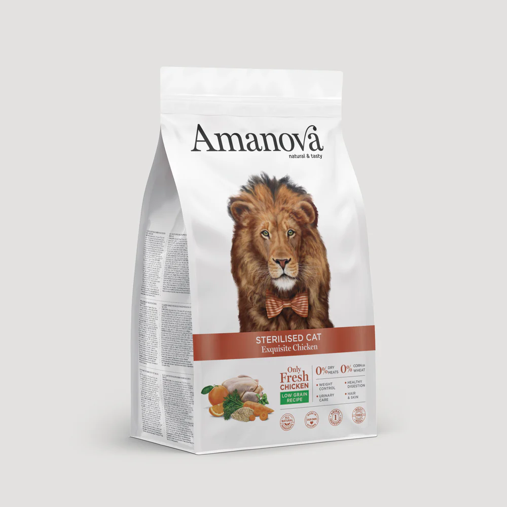 Saco de ração para gato Amanova com estampa de leão e texto informativo