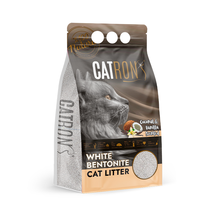 Embalagem de areia para gato cinzenta e bege com imagem de gato e texto informativo