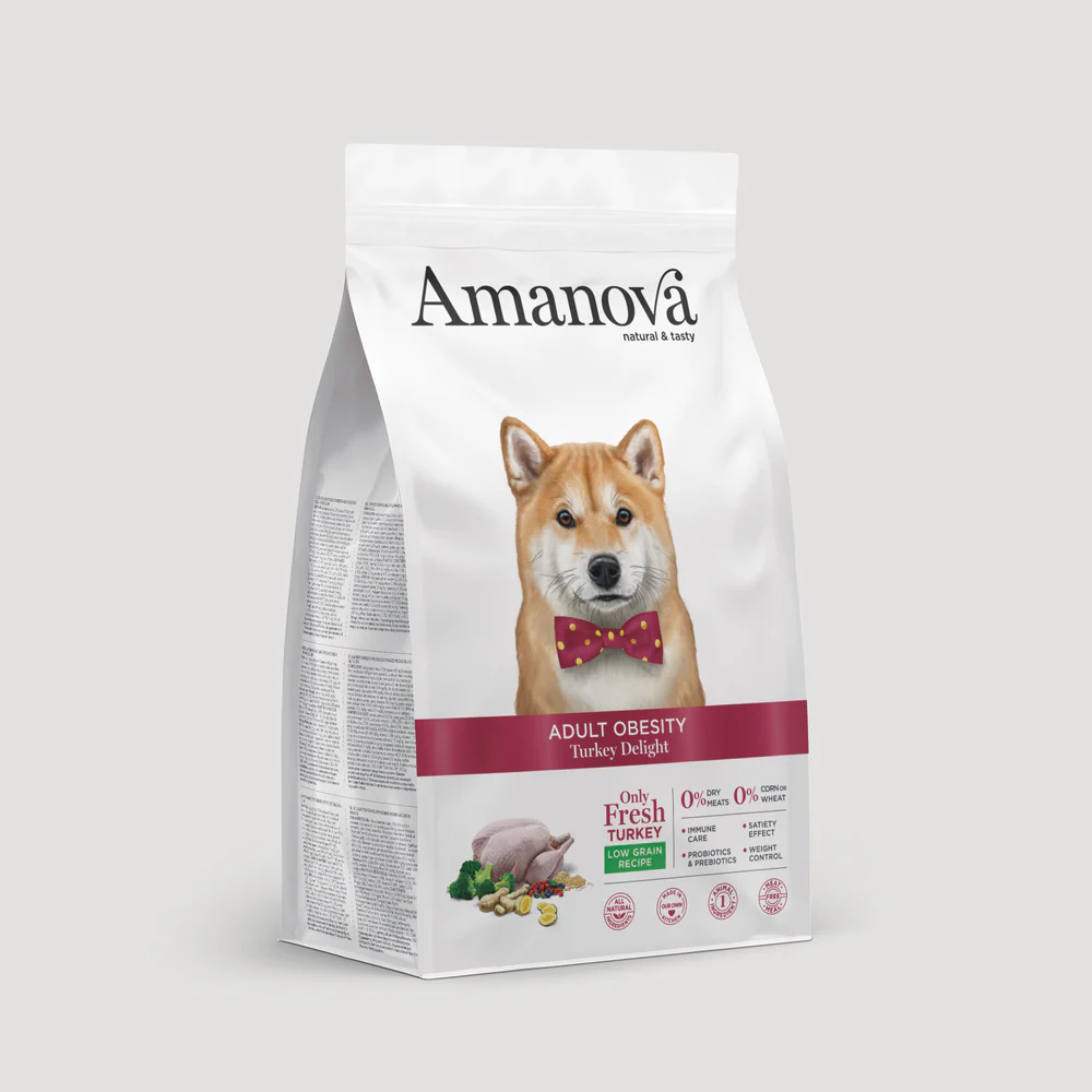 Saco branco de ração Amanova para cães com cão e texto em inglês