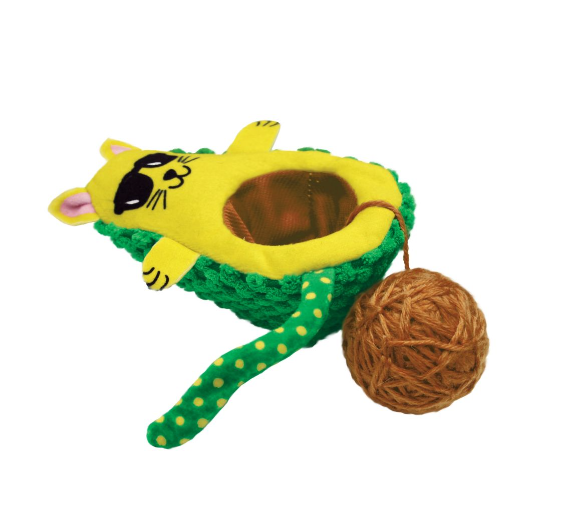 Arranhador para gatos com almofada amarela com desenho de gato, base verde e bola de corda castanha
