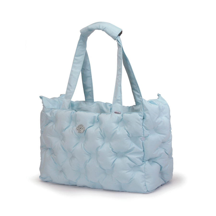 Mala feminina azul claro acolchoada com alças largas e botão