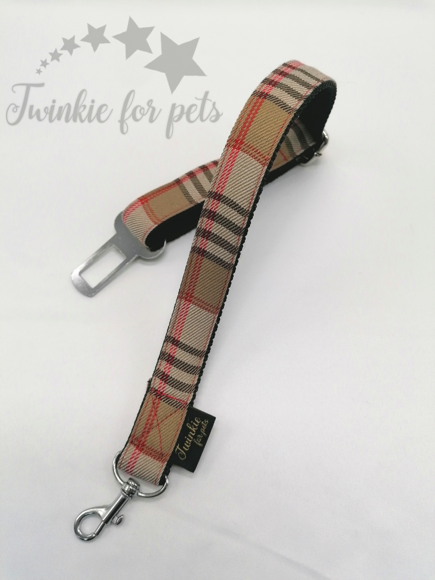Cinto de segurança para cães xadrez bege e vermelho