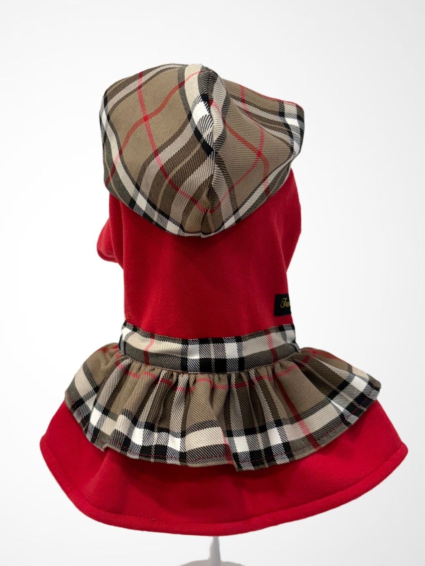 Vestido vermelho com padrão xadrez bege e preto para animal de estimação.