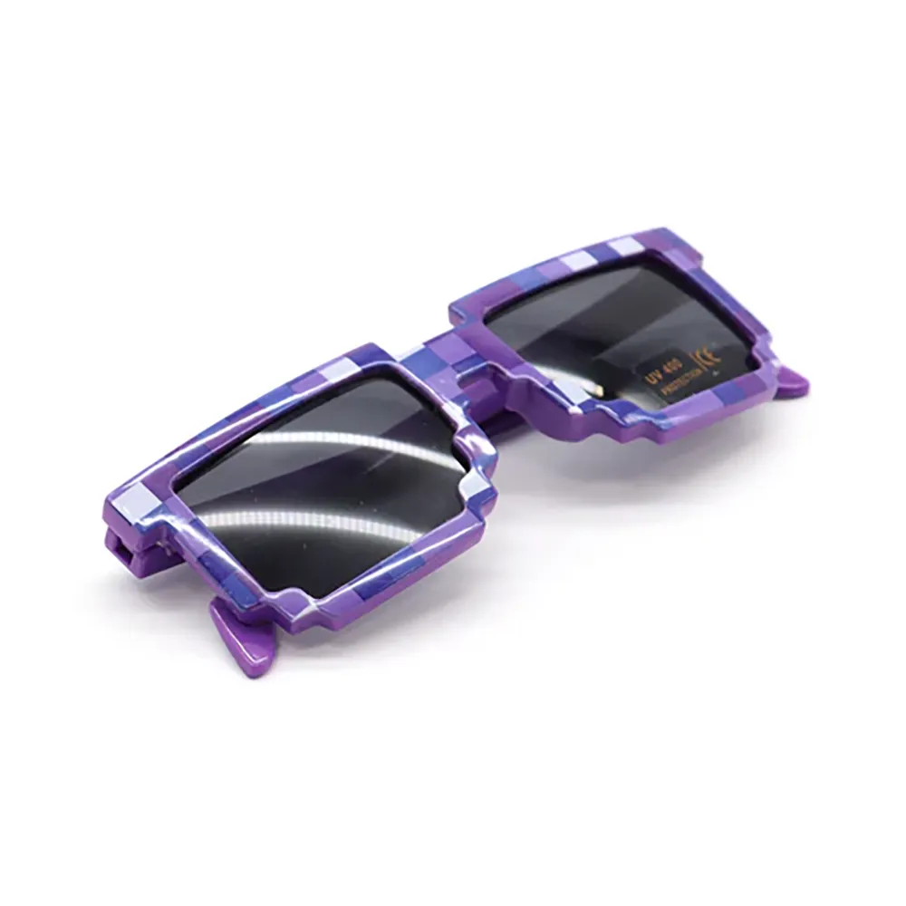 Óculos de sol quadrados pixelados em roxo e azul com lentes escuras