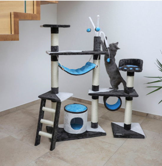 Arranhador para gatos cinza com detalhes azuis e postes de sisal branca