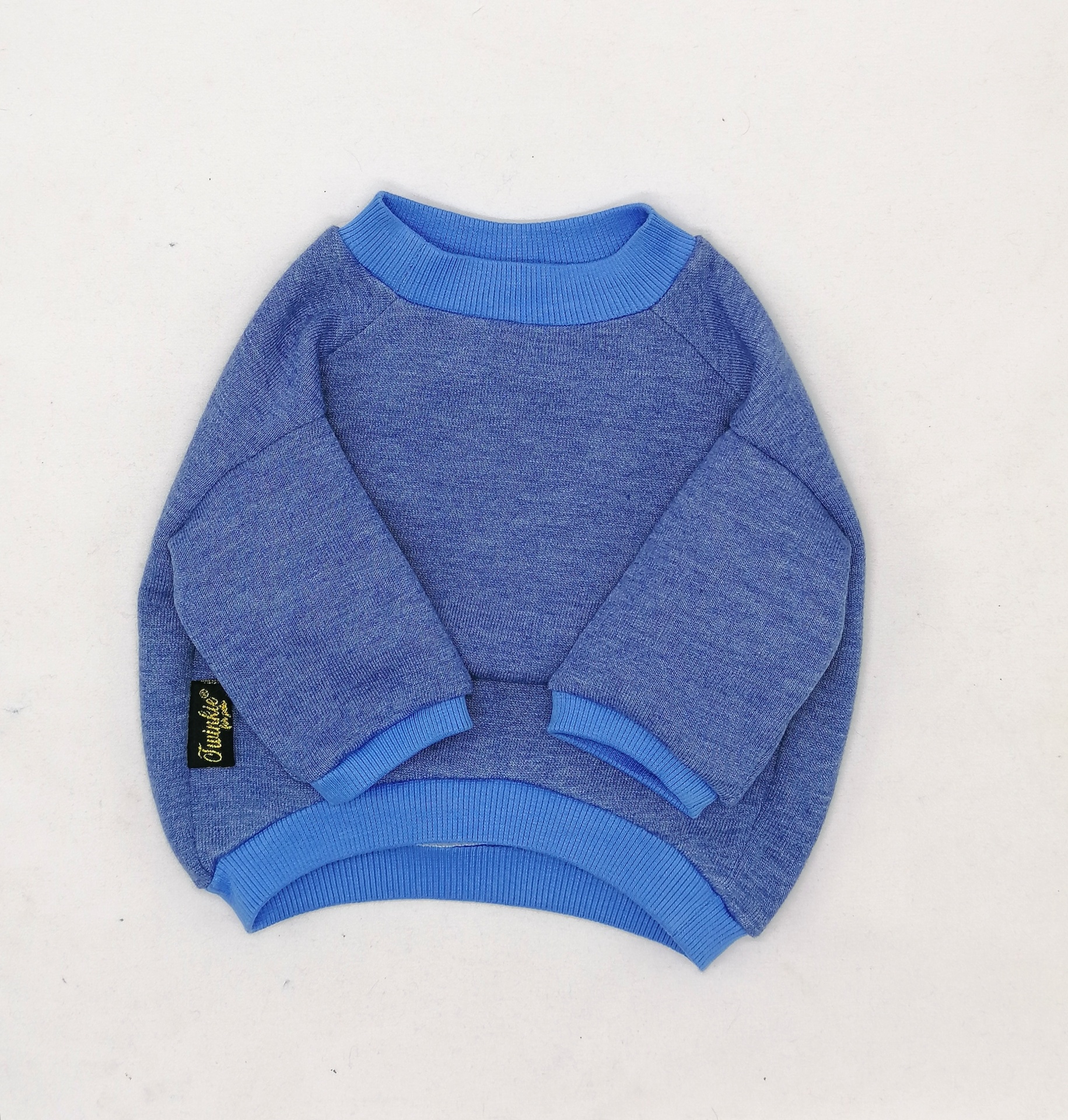 Camisola azul para bebé com detalhes em azul claro