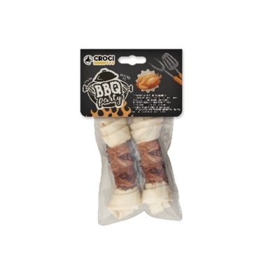 Ossos para cães com pedaços de carne, embalagem com etiqueta preta e desenho de frango assado