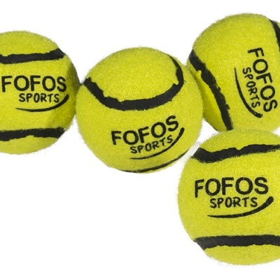 Quatro bolas de ténis amarelas com texto preto