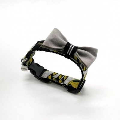 Coleira para animal de estimação com laço cinza