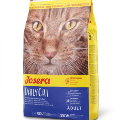 Pacote de ração Josera DailyCat para gatos adultos com imagem de gato