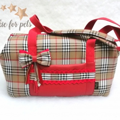 Mala para animais de estimação xadrez bege, castanho e vermelho com laço decorativo