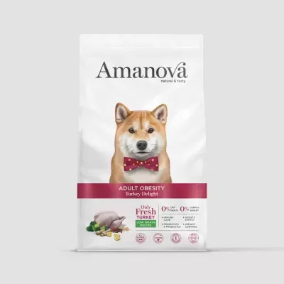 Pacote branco de ração para cães Amanova adulto obesidade sabor Peru com cão e texto informativo