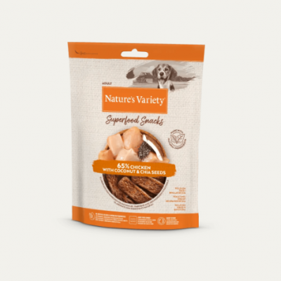 Embalagem de snacks para cães Nature's Variety com frango, coco e sementes de chia.
