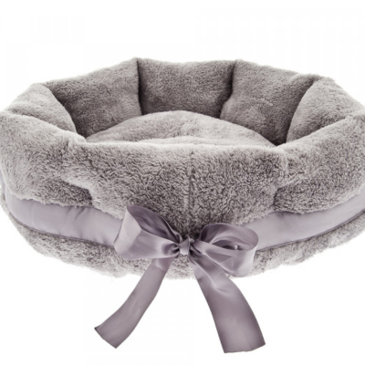 Cama redonda felpuda cinza para animal de estimação com laço cinzento