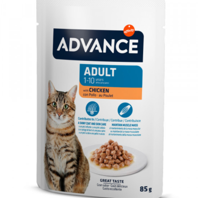 Pacote de ração Advance Adult para gatos com imagem de gato e prato de ração