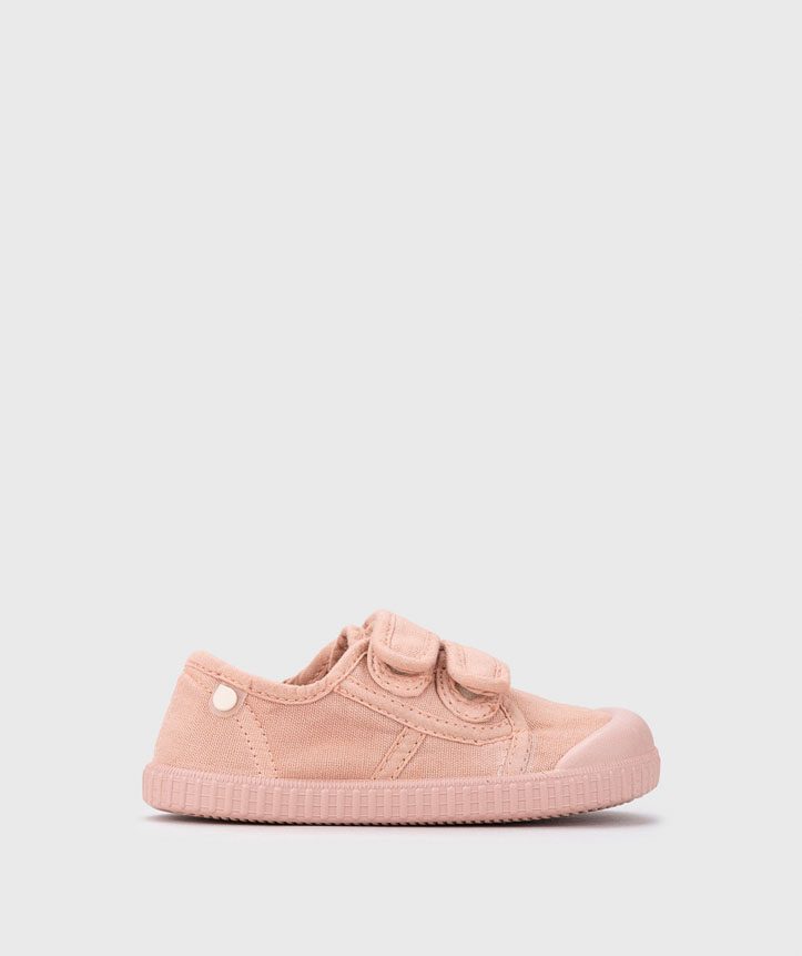 Ténis infantis cor de rosa com tiras de velcro