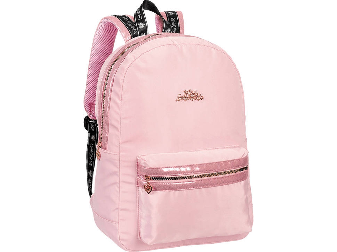 Mochila rosa clara com bolso frontal e alças pretas com texto
