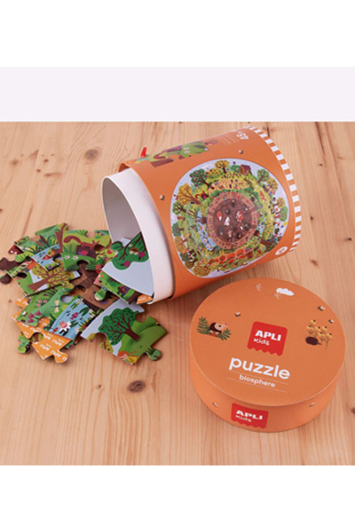 Puzzles de madeira coloridos com embalagem laranja da marca APLI KIDS
