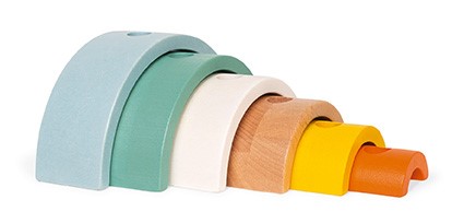 Conjunto de arcos de madeira coloridos empilhados