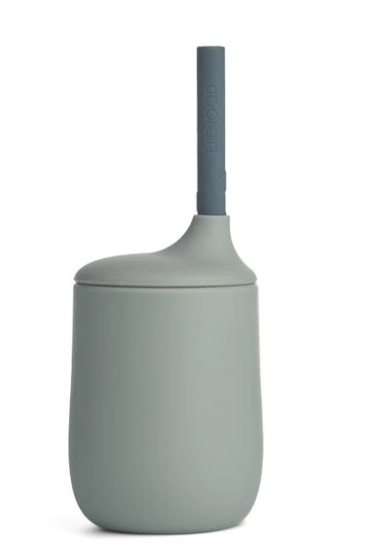 Escova sanitária com suporte cinza e cabo com texto 'LEIFGOODS'