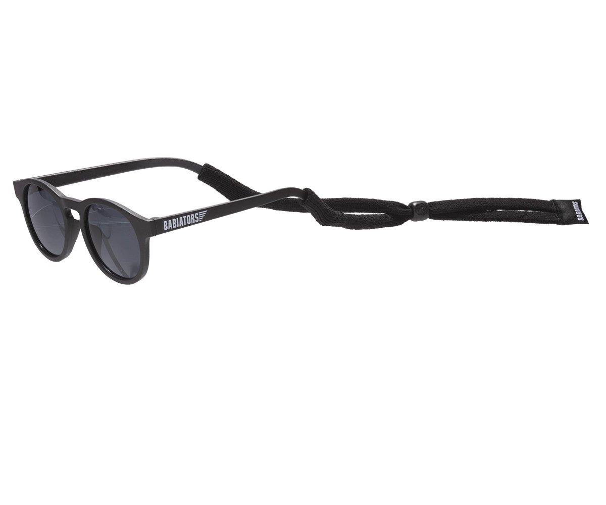 Óculos de sol pretos com fita de nylon preto e texto BARNAFAST na lateral