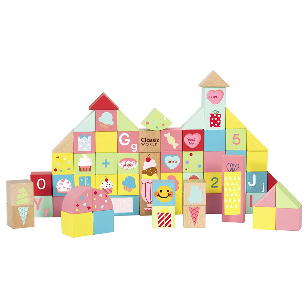 Blocos de construção em madeira coloridos com números, letras e desenhos de doces