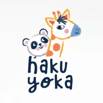 Desenho infantil de panda e girafa com texto haku yoka