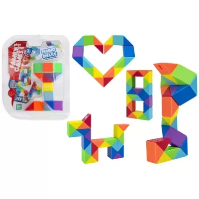 Peças de montar coloridas em figuras e embalagem de plástico com texto