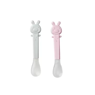 Talheres infantis com cabo em forma de coelho branco e rosa