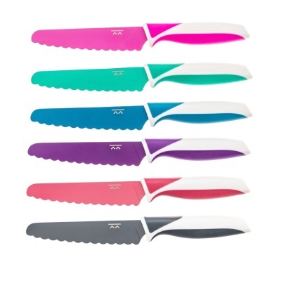 Conjunto de seis facas de pão coloridas com cabo branco